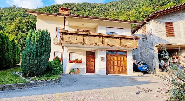 Rental apartment with 2 rooms for 7 persons — photo 4
