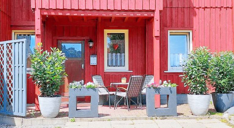 Rental apartment with barbecue & patio — photo 4