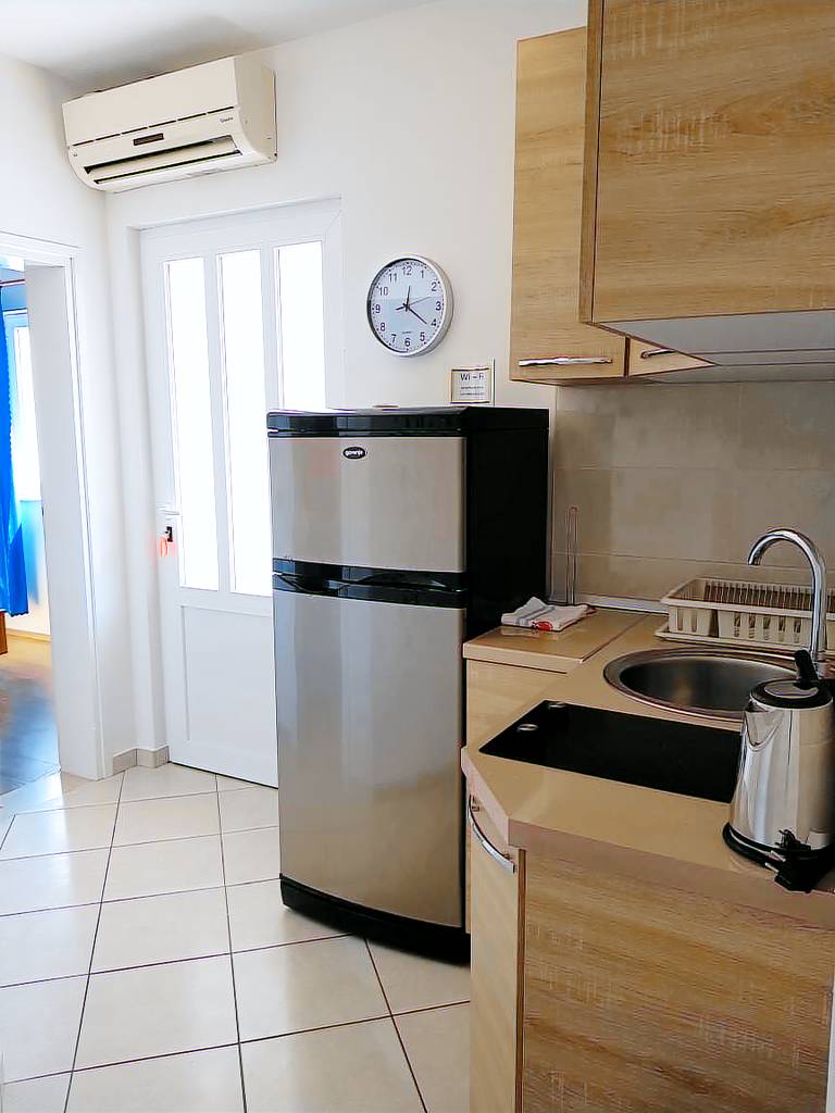 Two bedroom apartment with terrace and sea view Viganj, Pelješac (A-13241-c) — photo 4