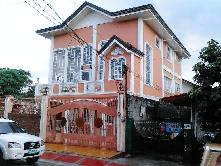 House Quezon City
