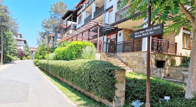 Eve Santa Marina Studios - sea, pools, relax in Sozopol