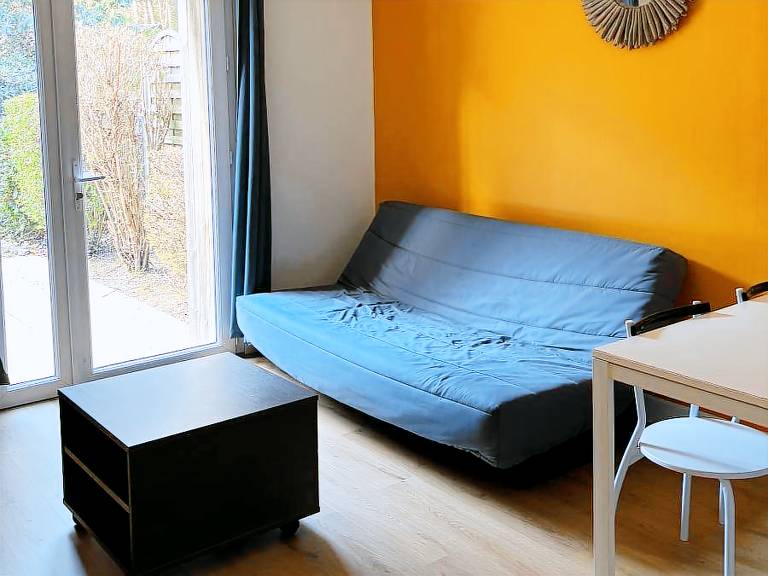 Holiday apartment with patio & heated pool — photo 5