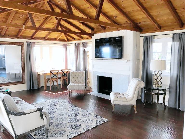 Cabin Laguna Beach
