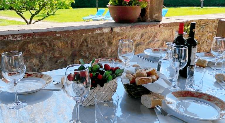Ample villa with pool | Pets are welcome — photo 5