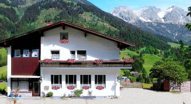 Apartmenthaus Ahorn in Mittelberg