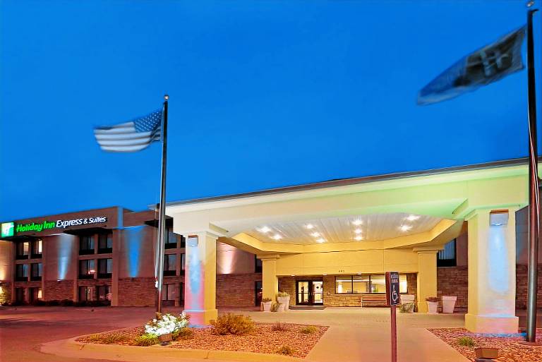 Holiday Inn Express Hotel & Suites Colby By IHG