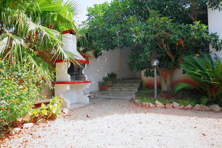 Charming house with grill, garden & terrace | Dogs allowed — photo 3