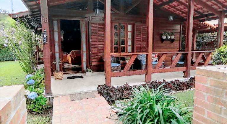 Vacation home with pool in Teresópolis