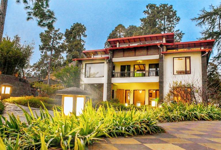 Imperial Heights Resort in Almora