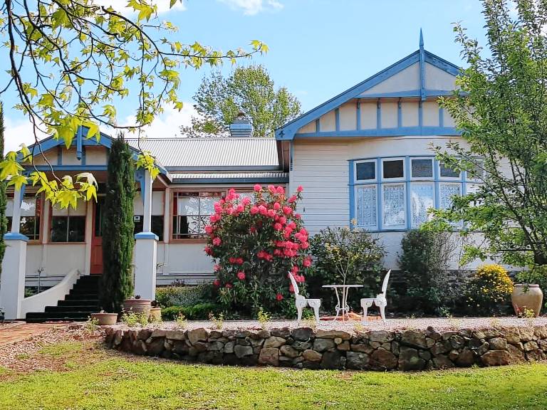 House  Deloraine