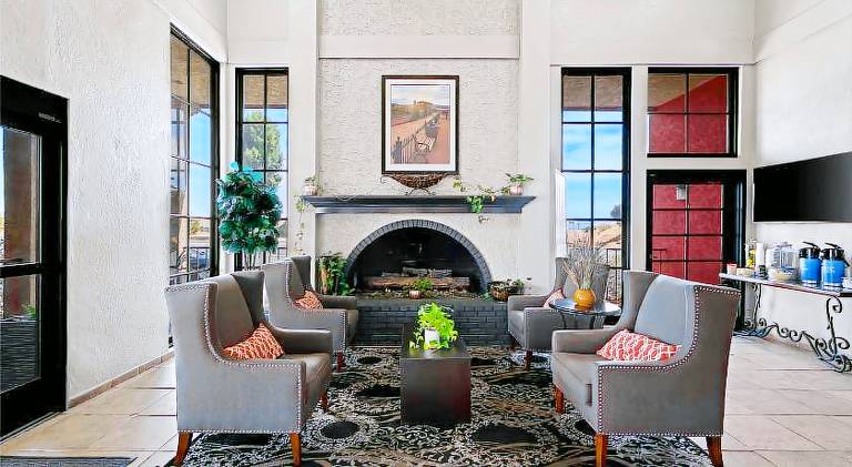 Best Western Desert Villa Inn in Barstow, CA