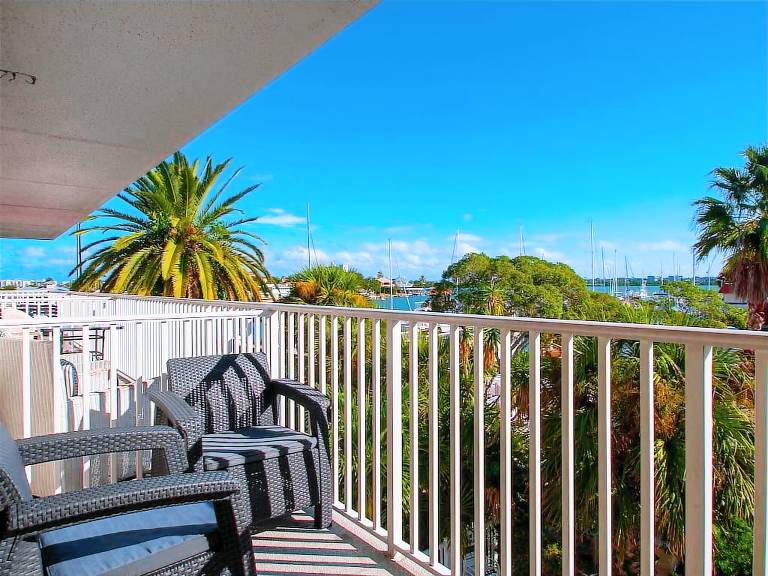 Clearwater Beach, FL Vacation Rentals from 56 Hometogo