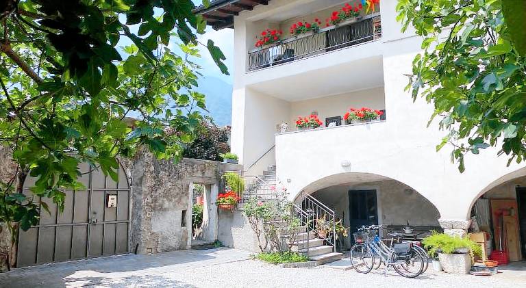 Holiday apartment with 2 rooms for 4 persons — photo 3