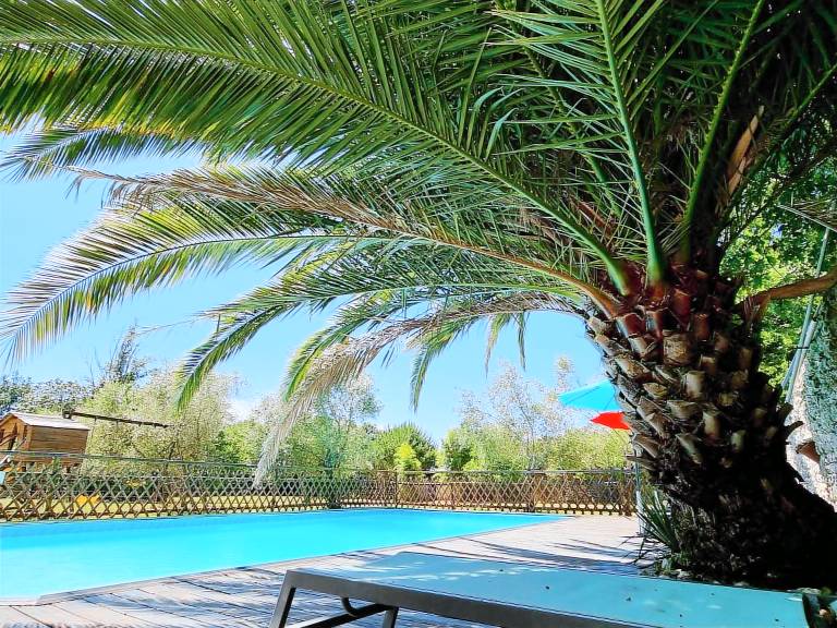 Vacation home with terrace, garden & private pool | Nature view — photo 5