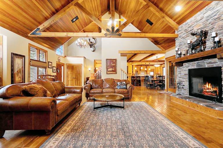 Lodge  Bellaire