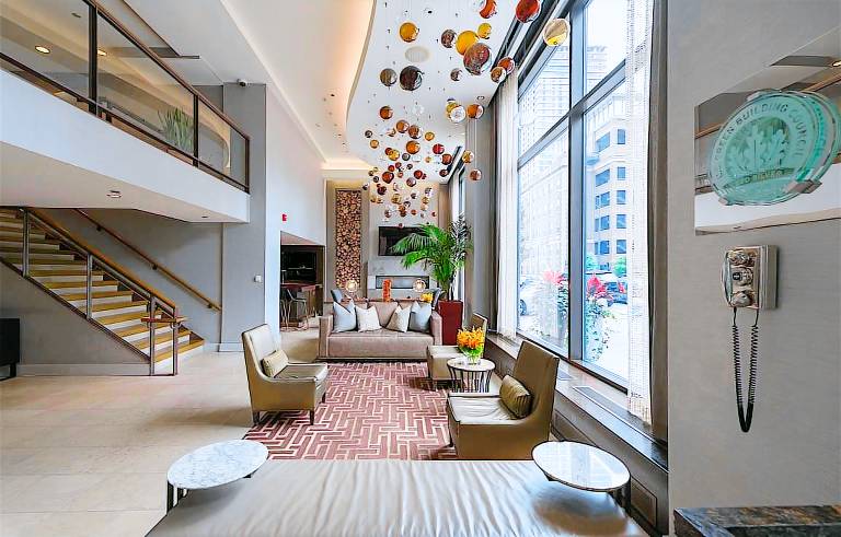 Hotel Felix Chicago River North/Magnificent Mile in Lincoln, IL