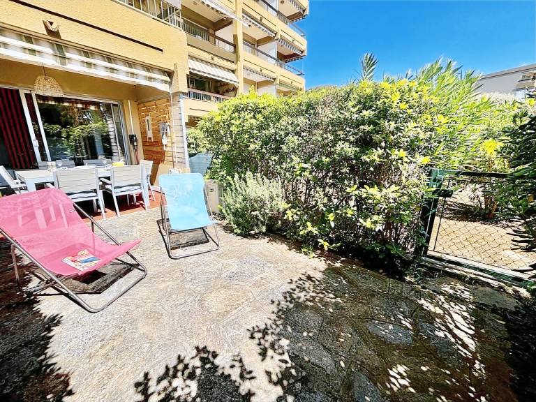 Rental apartment with BBQ & pool — photo 4