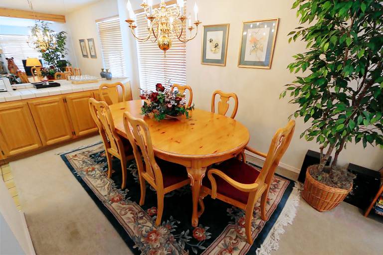Condo with grill, heated pool & hot tub — photo 3