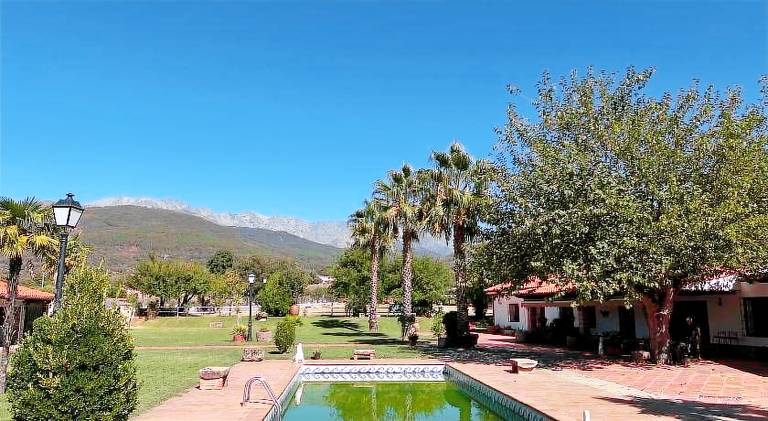 Villa with private pool, garden & hot tub — photo 4