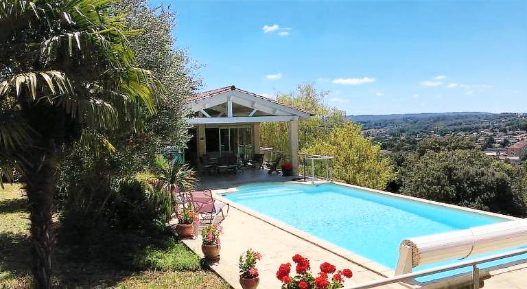 Big vacation home with pool | Dogs allowed in Sarlat-la-Canéda