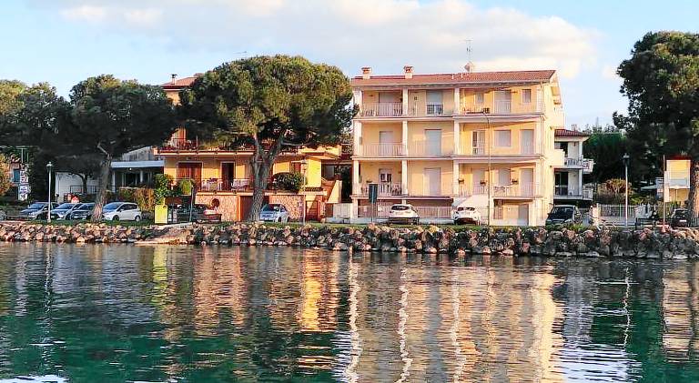 Casa Martori Lake View Rooms — photo 5