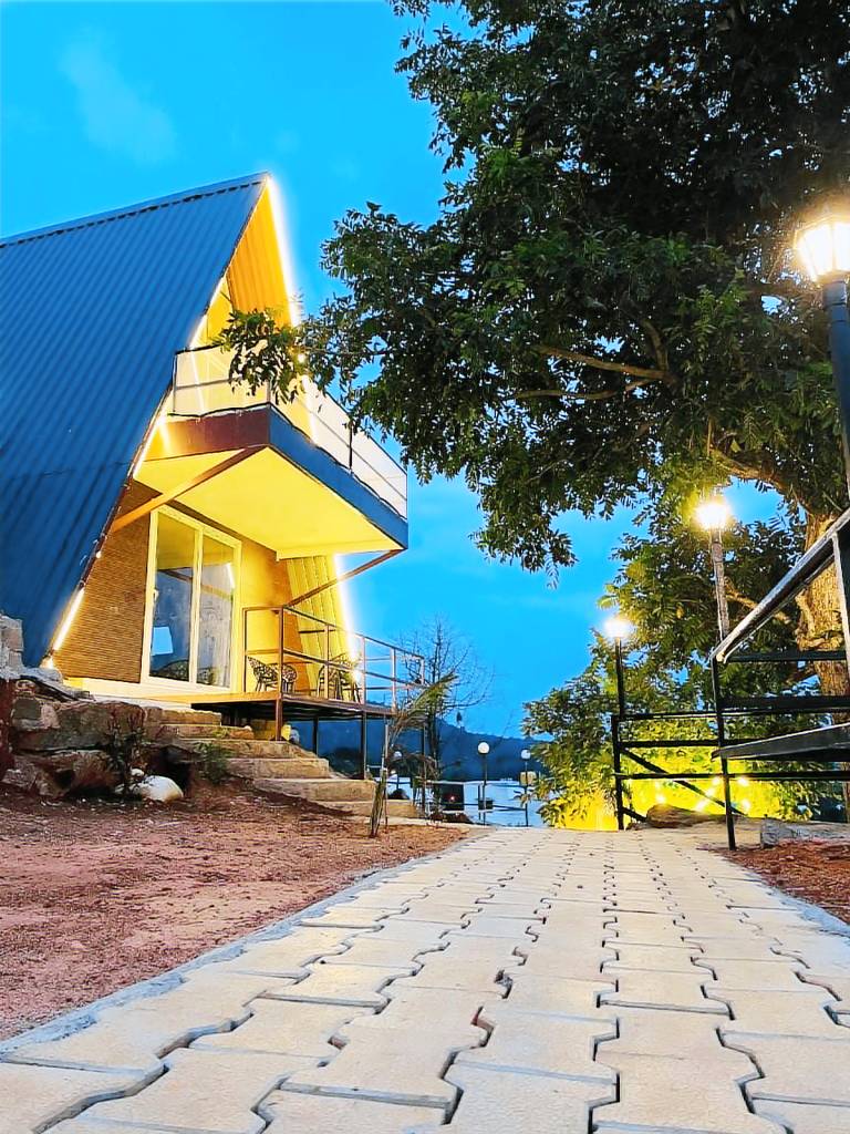 112 m&sup2; Villa