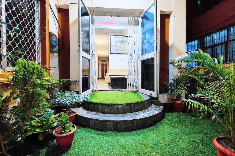 Luxury Hotel Gold Coast Puri