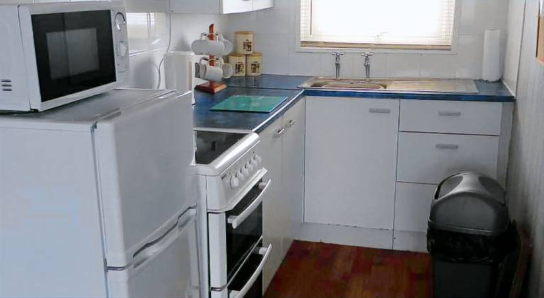 2 bed dog friendly chalet on sunbeach Scratby — photo 4