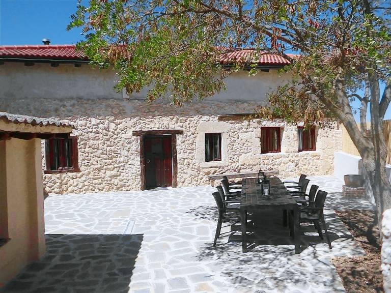 Casa  Campo de San Pedro