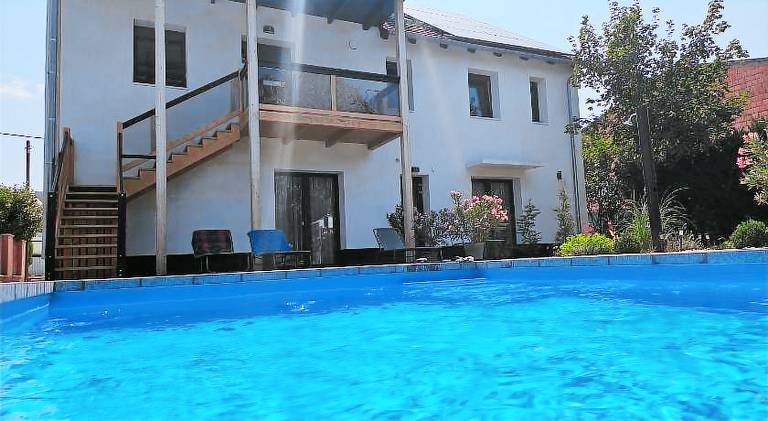 Lovely apartment with pool | Pet-friendly — photo 2