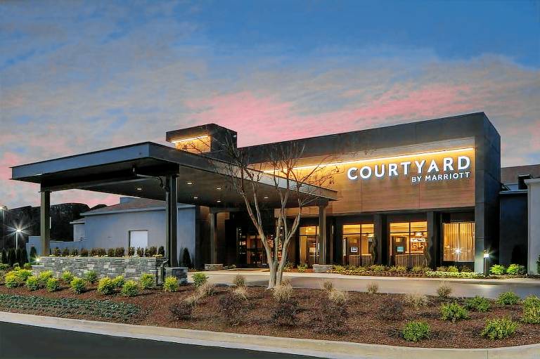 Courtyard by Marriott Memphis Airport