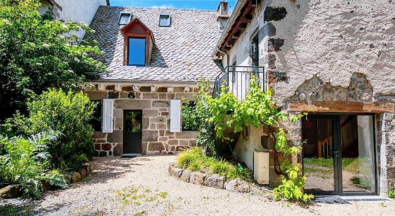 Spacious vacation home | Pets are welcome in Rodez