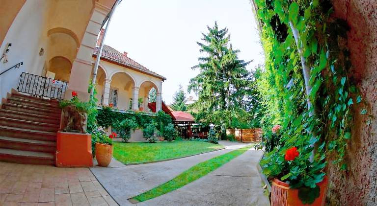 Rakoczi Guesthouse Miskolc — photo 4