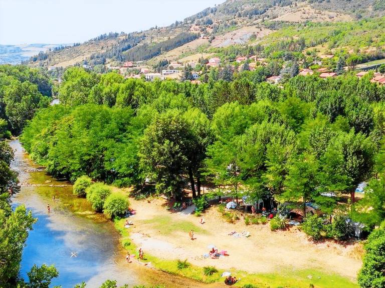 Children-friendly beautiful mobile home with terrace & heated pool | Close to the beach | Pet-friendly in Millau