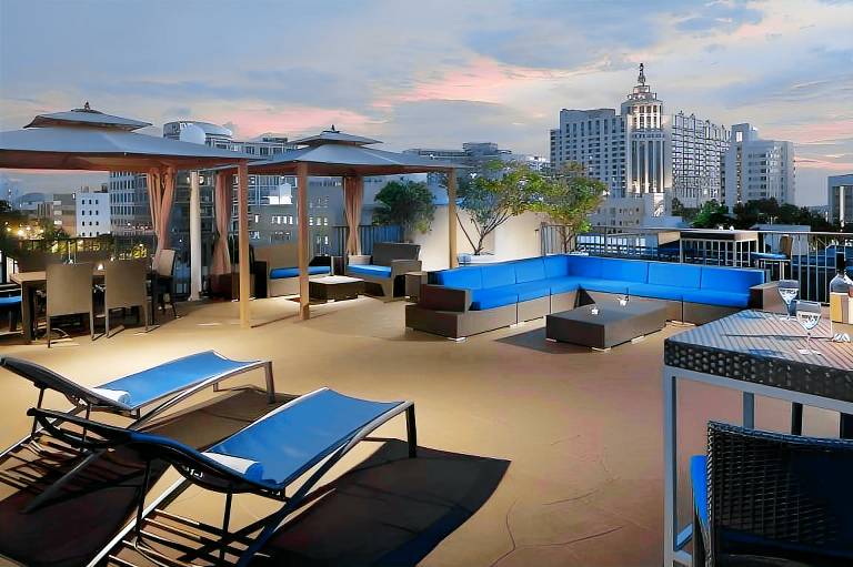 Courtyard by Marriott Miami Beach South Beach — photo 2