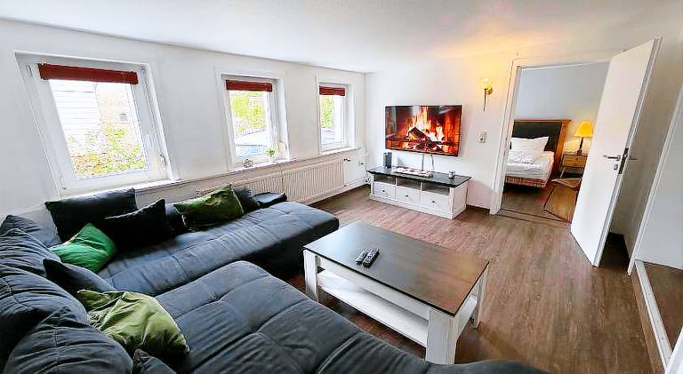 PrimeLoft Hirsch - gemutlich & geraumig - bis 4 Pers - eigener Eingang & Parkplatz - 84qm im EG in Braunlage