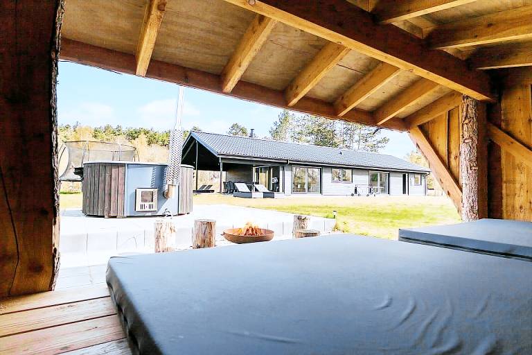 Child-friendly vacation home with barbeque, jacuzzi & sauna | Pet-friendly — photo 2