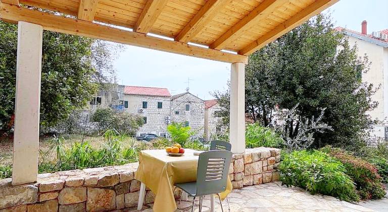 Rental apartment with patio | Near Diocletian's Palace — photo 3