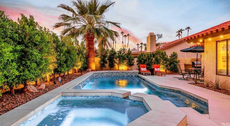 Pleasant vacation home with pool & jacuzzi | Pet-friendly in Palm Desert, CA