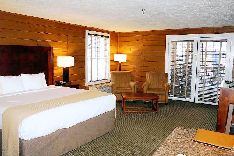 Resort  Young Harris