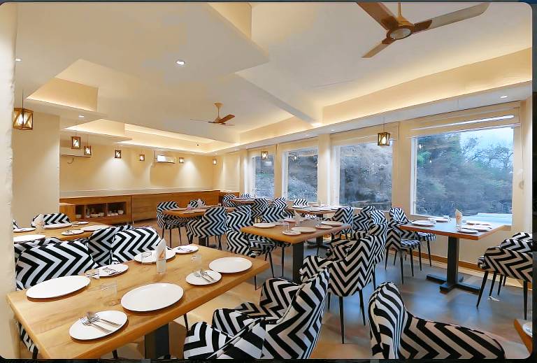 Ekawa Ganga by Lawrence Hotels — photo 3