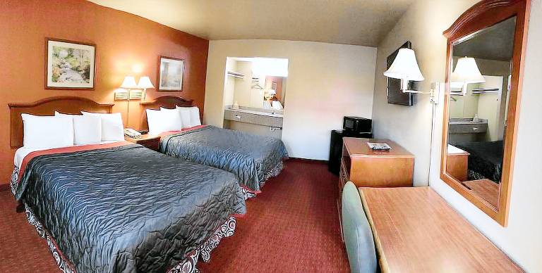 Motel Elmwood Area