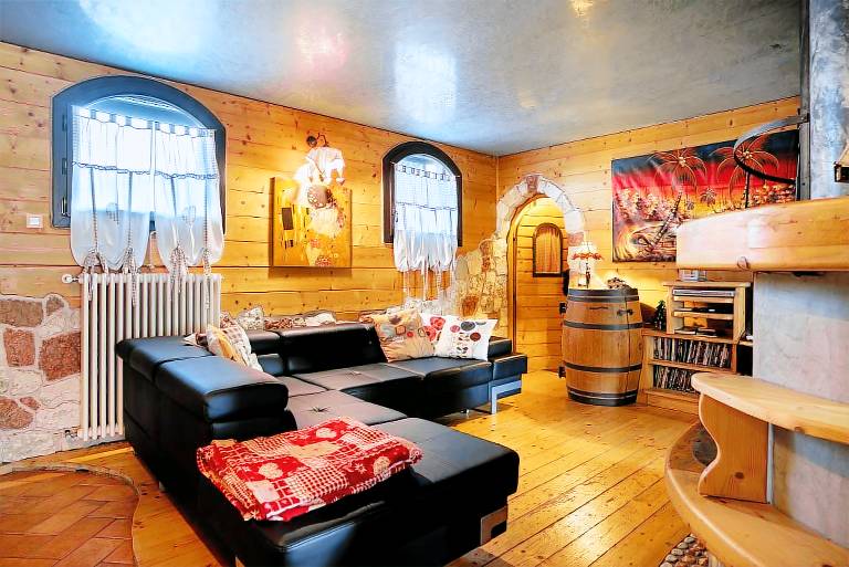 Chalet with terrace, garden & barbecue | Garden view — photo 4