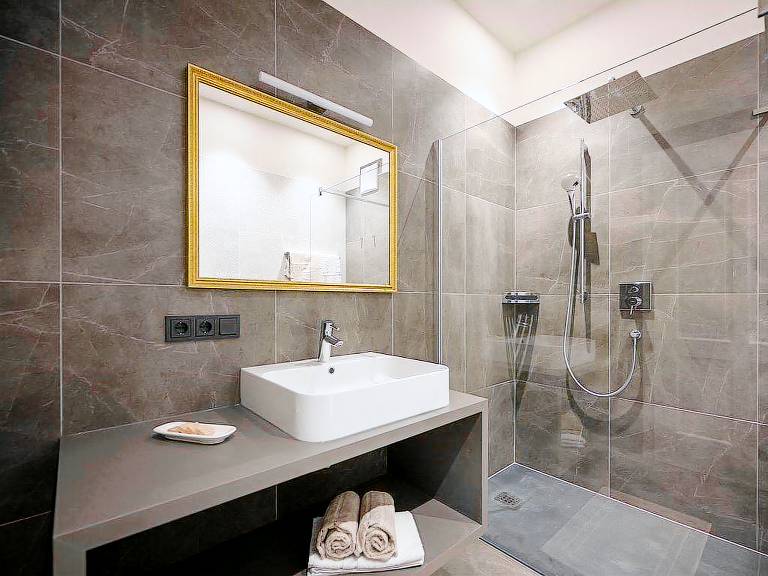 Ferienwohnung mit Hund in Bruneck, Reischach für max. 2 Personen Ferienwohnung mit Hund in Bruneck, Reischach für max. 2 Personen