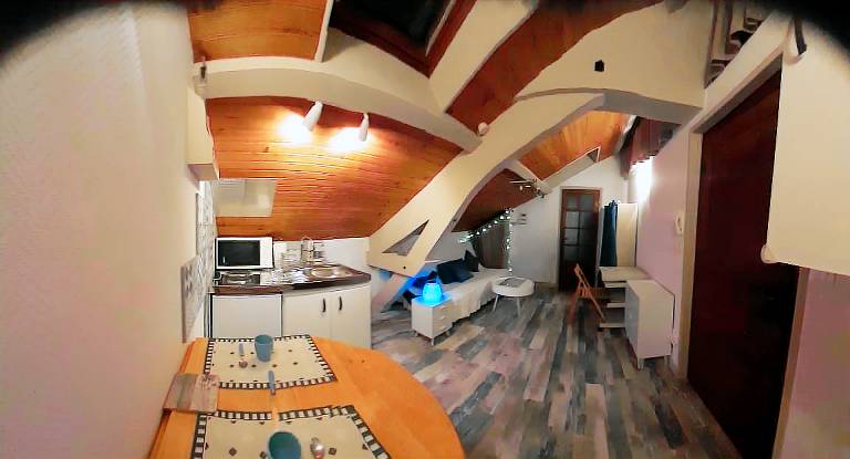 Charming, Air-Conditioned and Cozy Studio—Perfect for Exploring Auvergne in Riom