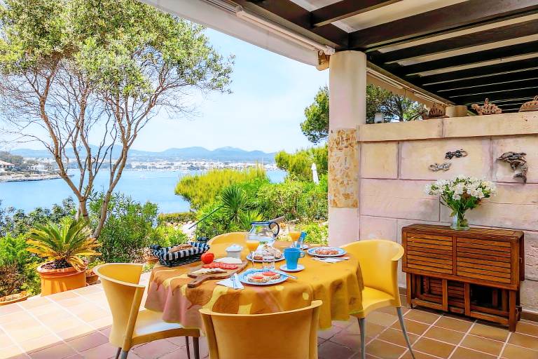 Holiday Home Es Niu with Sea View, Garden and Wi-Fi in Felanitx