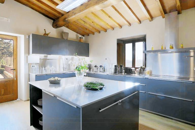 Family-oriented nice vacation home with barbeque, private pool & patio | Dogs allowed — photo 5