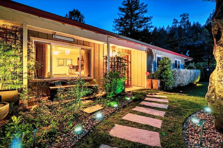 House  Guerneville