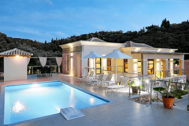 Villa  Syvota