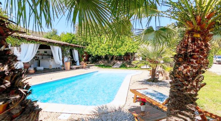 Villa with pool in Olbia